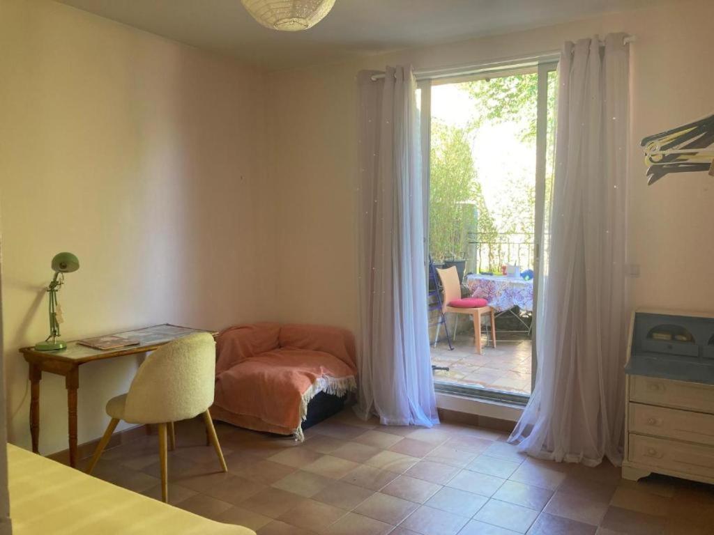 Beautiful Room In Aix Center Екс ан Прованс Екстериор снимка